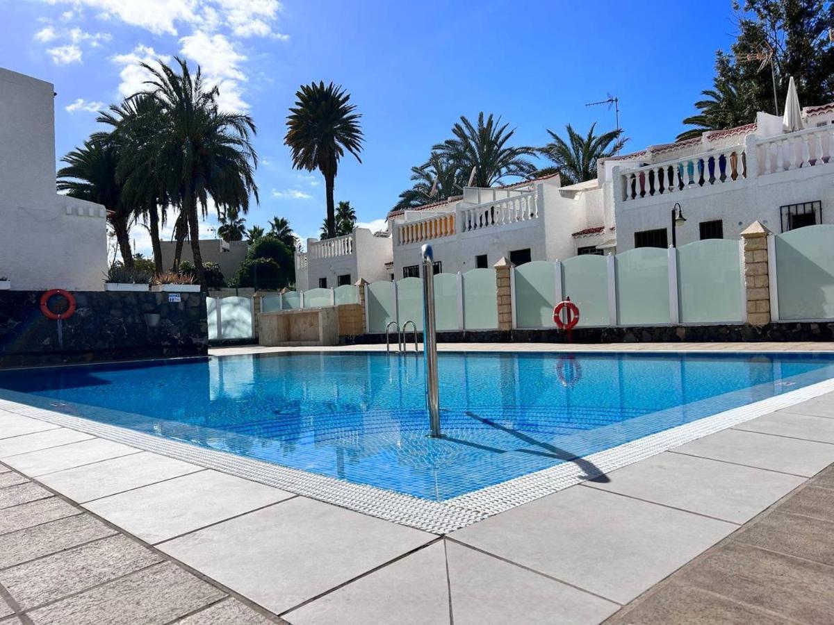Apartment Virginia Playa de las Américas Dış mekan fotoğraf
